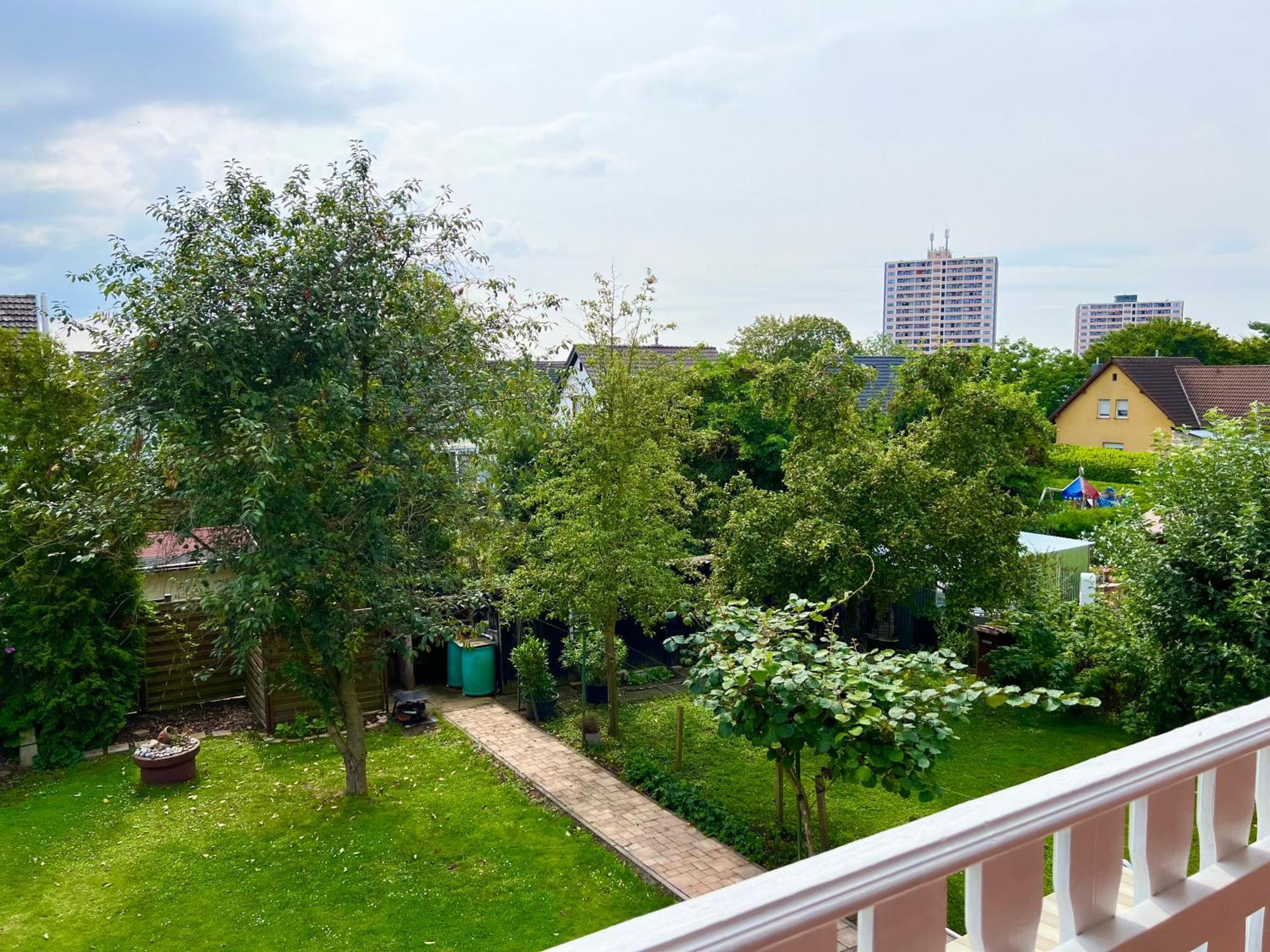 Elegante Apartment In Erftstadt Mit Balkon, Zentral, Bahnhof Nah, Phantasialand Bruehl Bei Cologne Esterno foto