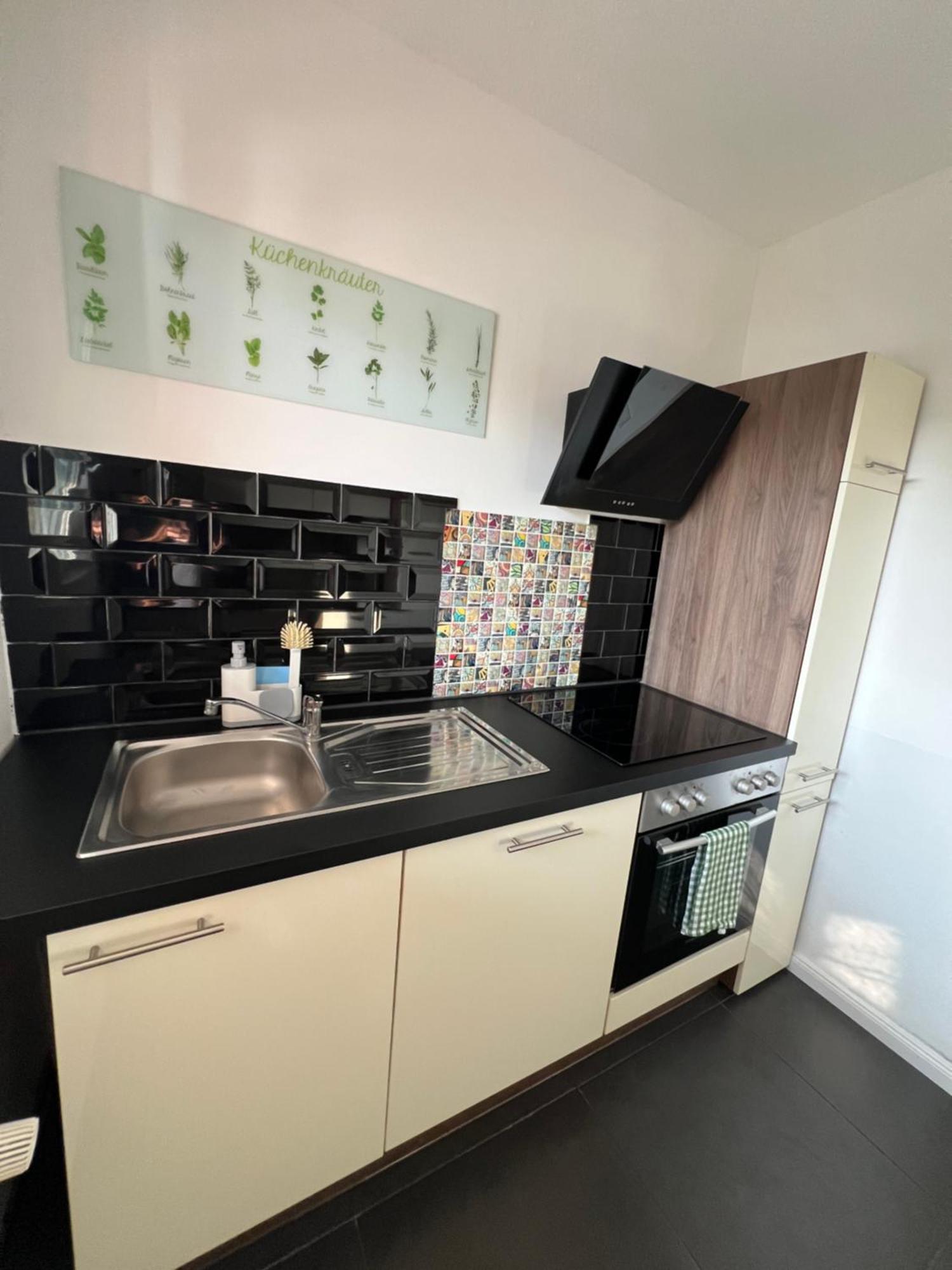 Elegante Apartment In Erftstadt Mit Balkon, Zentral, Bahnhof Nah, Phantasialand Bruehl Bei Cologne Esterno foto