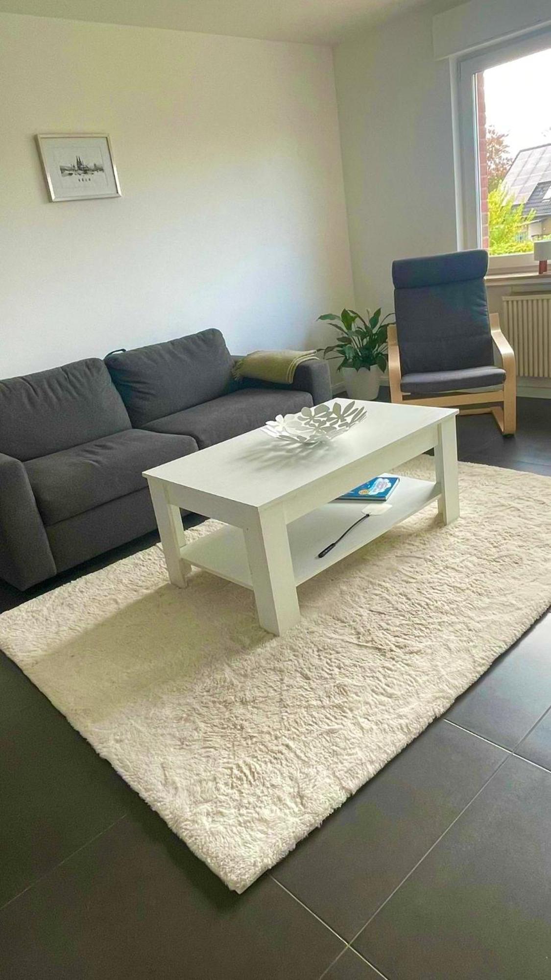 Elegante Apartment In Erftstadt Mit Balkon, Zentral, Bahnhof Nah, Phantasialand Bruehl Bei Cologne Esterno foto